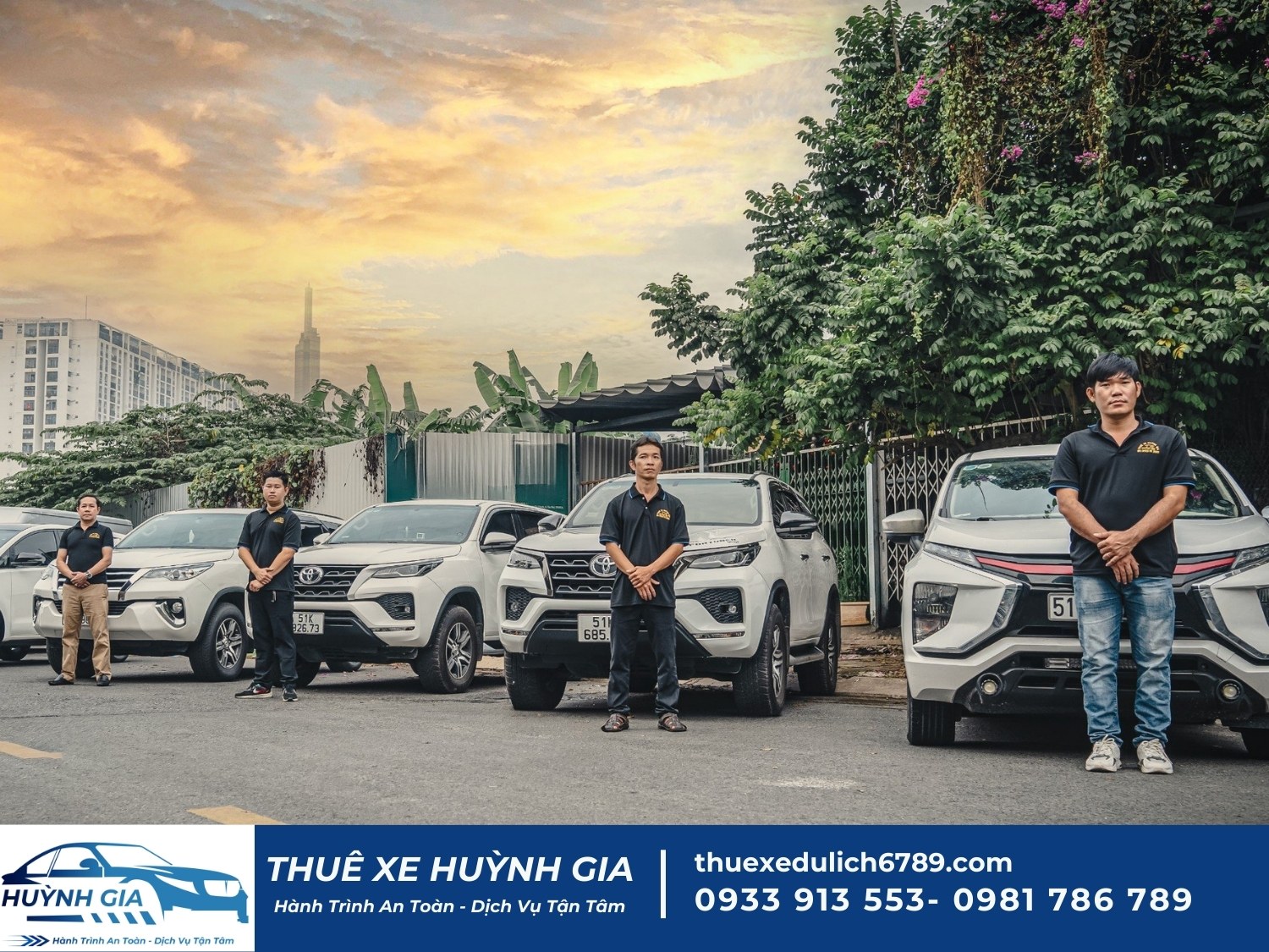 Nhân viên Huỳnh Gia