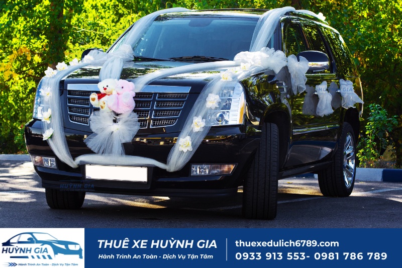 Cách trang trí xe hoa đám cưới hot nhất mùa cưới 2024