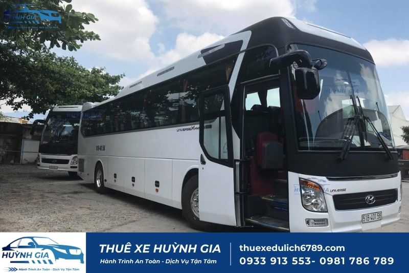 Thuê xe đi lễ chùa tại TpHCM | xe 4-45 chỗ đời mới